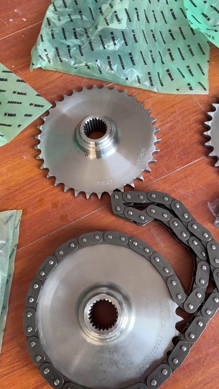 Drive Chains & Sprockets source product photo 1