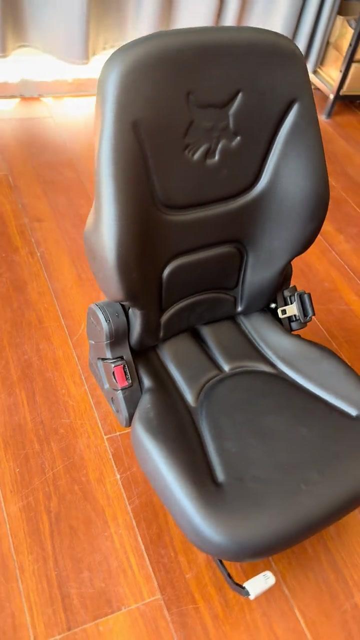 Operator Seats source product photo 1